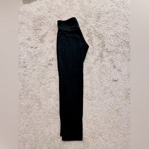 Womens Abound size medium black leggings.
